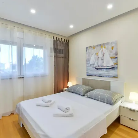 Modern Punta With Sea View- By Ta Leut Agency Apartmán